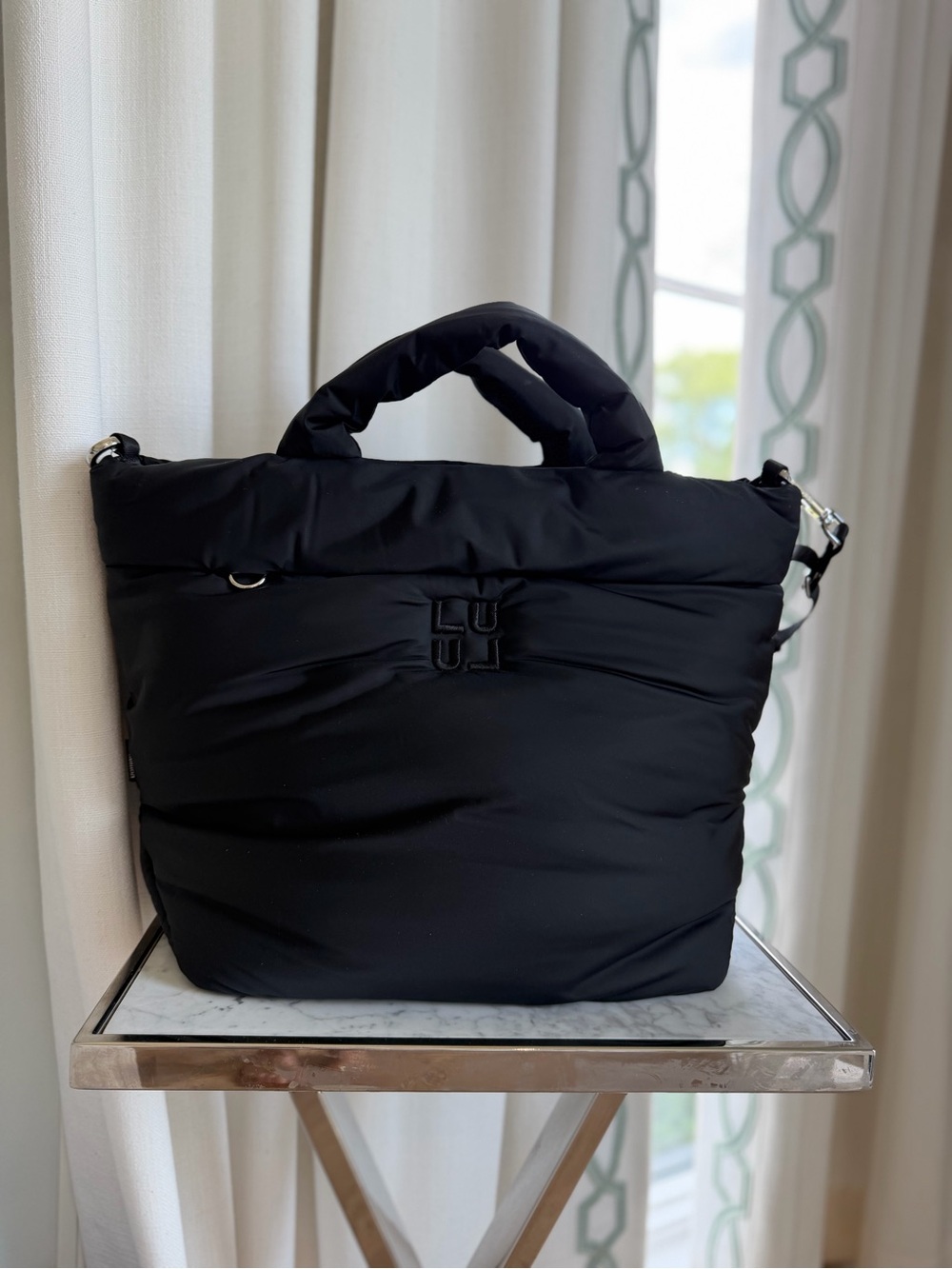 Lululemon Black Puffer Tote Bag Large
Gym Travel Shoulder Bag